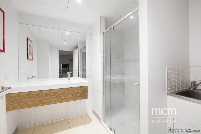 Sub Penthouse with Brilliant CBD.. - 2