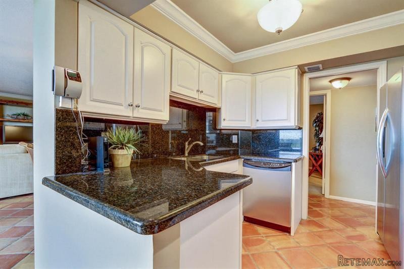 3 bedroom Residence For Sale: Jupiter.. - 2