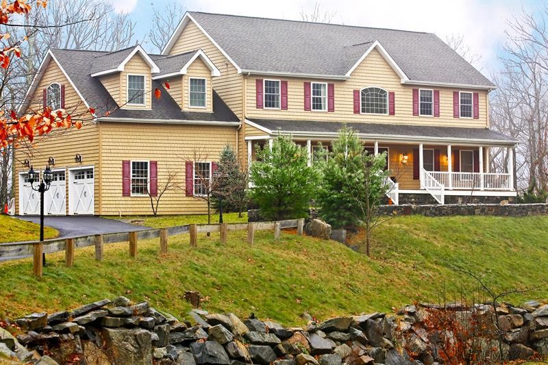 4 bedroom House For Sale: 47 Upper Lake..