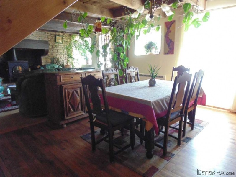 2 Bedrooms - Maison - For Sale