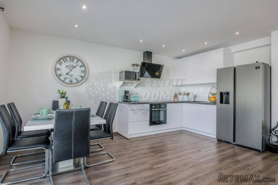 Prekrasan apartman s bazenom i okućnicom! Malinska-okolica! - 11