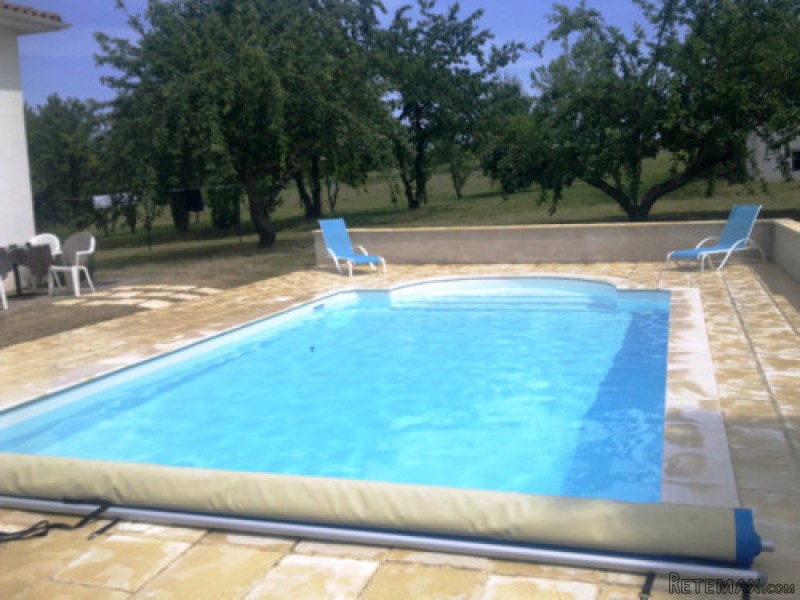 Situated On The Edge Of A Bustling Lot..