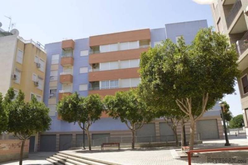 2 Bedroom 1 Bathroom Apartment In La.. - 2