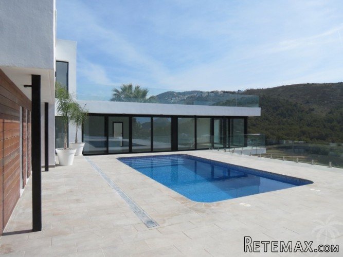 Superb modern villa situated in an elevated position with.. - 3