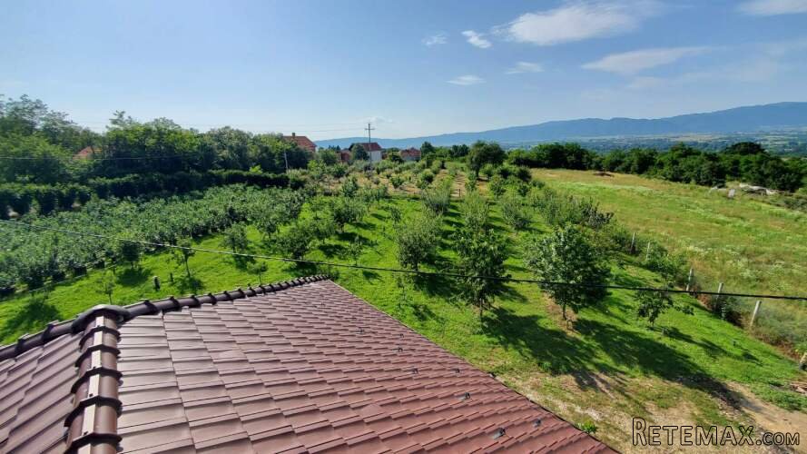 Prodajem kucu sa plantazom Žbevac-Bujanovac - 14