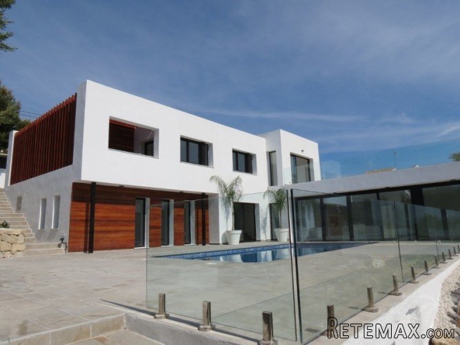 Superb modern villa situated in an elevated position with.. - 4