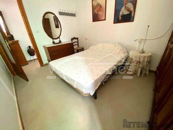 NEW LISTING TO VOSS HOMES - A full of potencial 2 bed, 1.. - 15