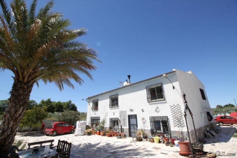 Reduced another 30k!! 5Bed villa..