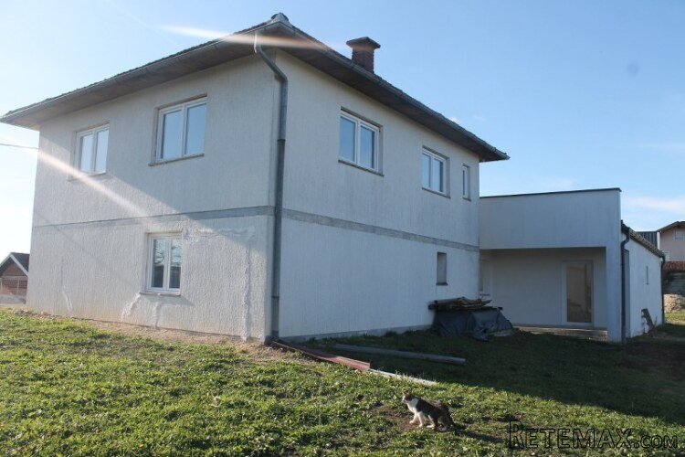 Posjed sa dvije kuće Čizmići Cazin - 17