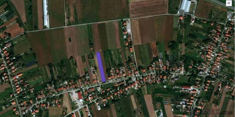 Plac u Dobanovcima