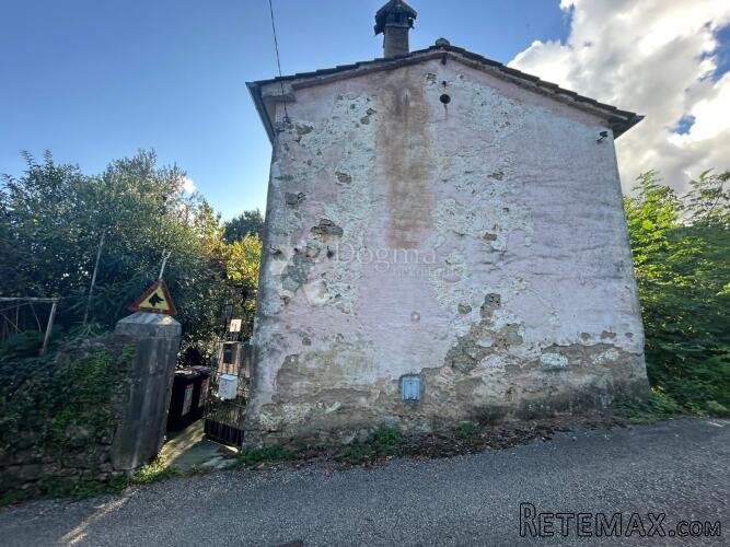 Starina sa dušom i pogledom na more - 2