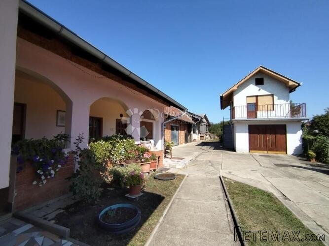 Šarmantna kuća s okućnicom i dodatnim objektima – Budančevic - 3