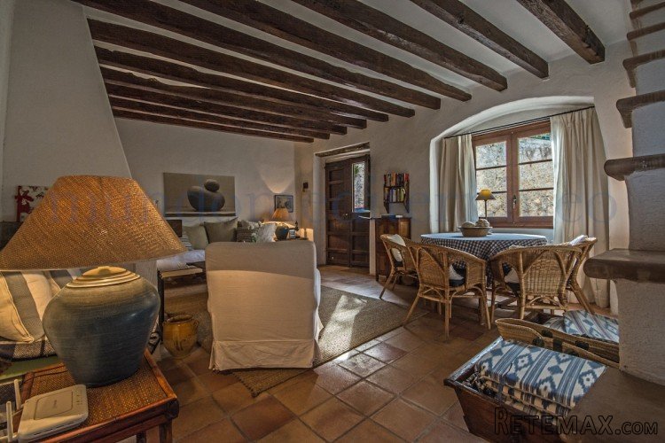 Exquisite historic townhouse at the end of a small lane.. - 4