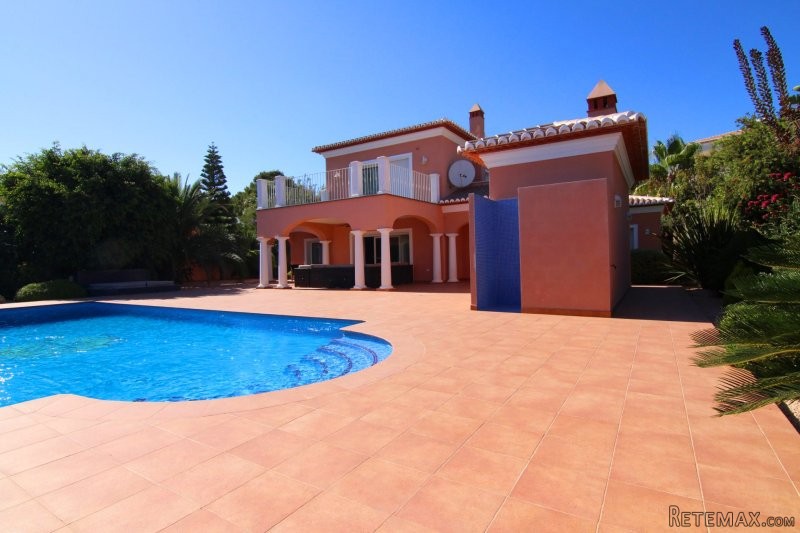 Magnificent front line villa in Moraira - 2