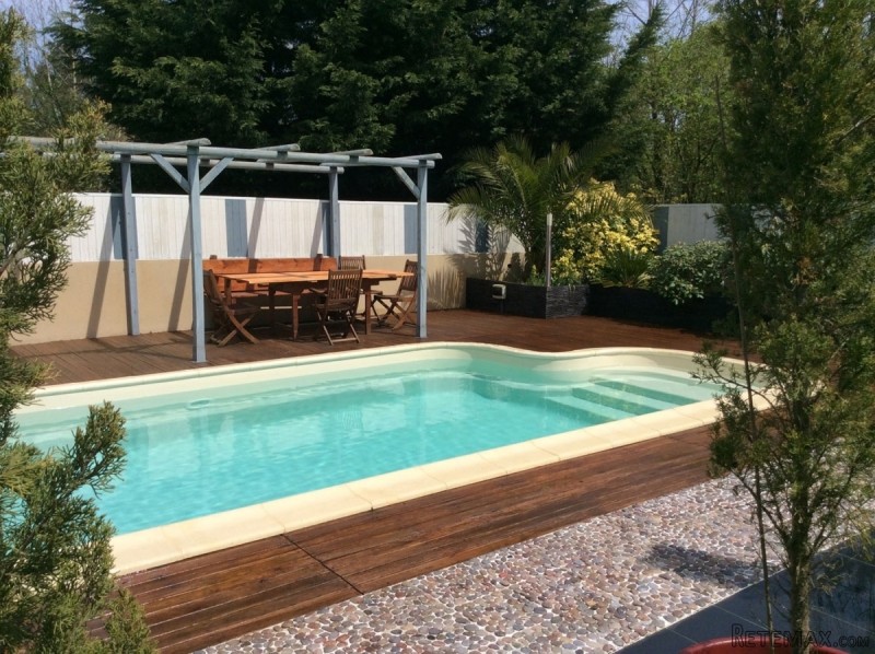 Impressive Detached House with Pool - 2