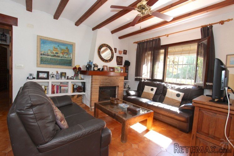 Traditional villa for sale with 3 bedrooms on one floor.. - 5