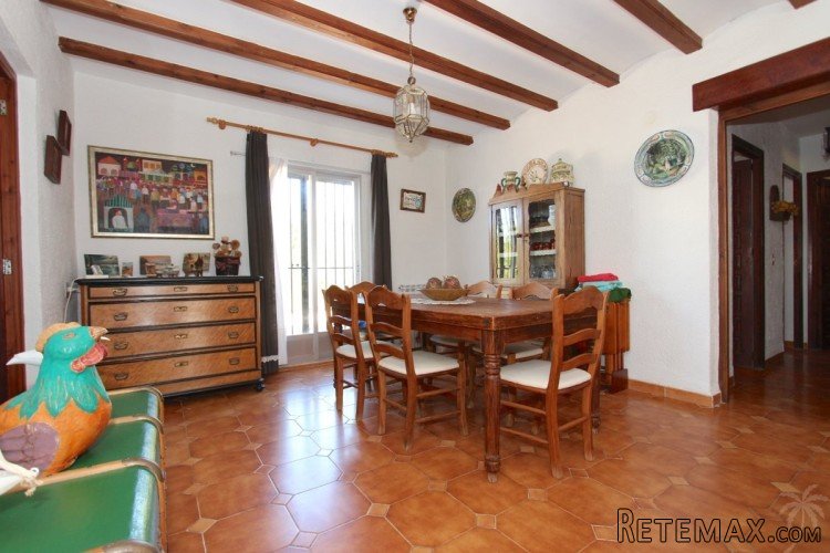 Traditional villa for sale with 3 bedrooms on one floor.. - 6