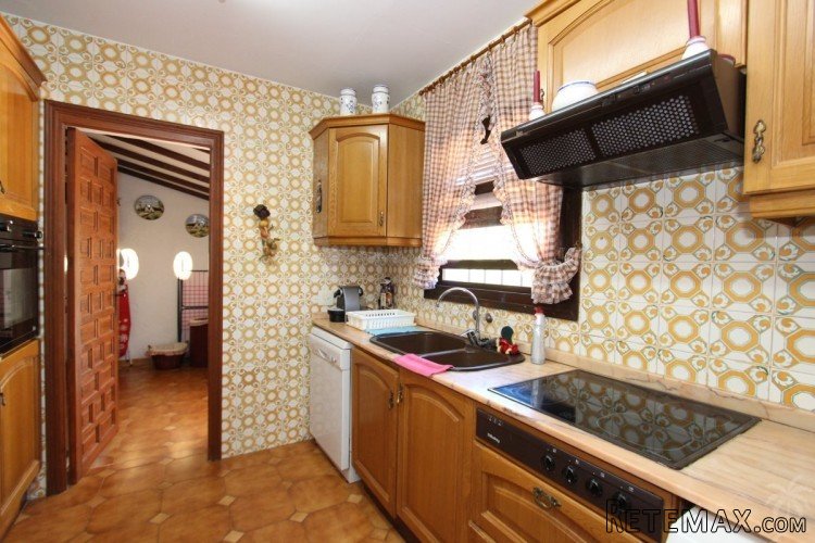 Traditional villa for sale with 3 bedrooms on one floor.. - 7
