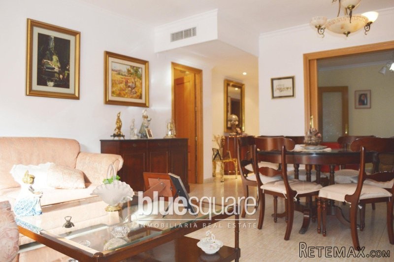 Town centre 3 bedroom apartment with.. - 2