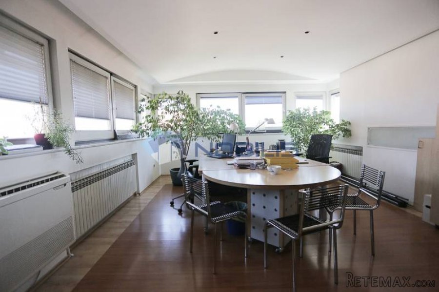 Zagreb, Centar, 250 m2 + 7 parking mjesta - 10