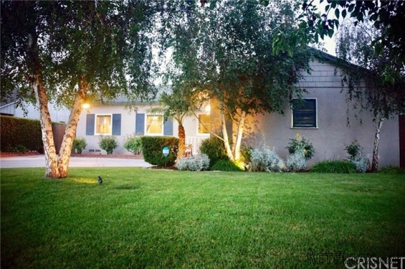 4930 Mammoth Avenue | Sherman Oaks..