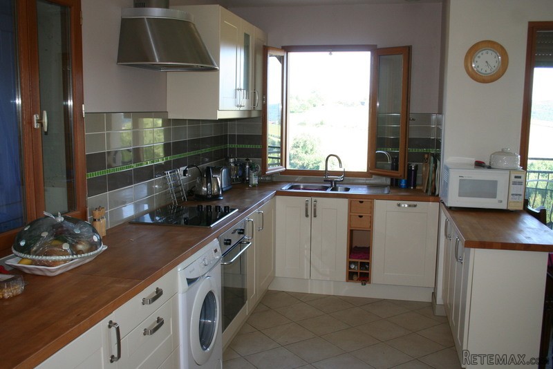 Villa Divided Into Two Apartments With.. - 2
