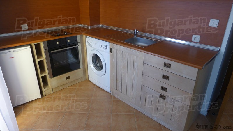 Fully Furnished Two-Bedroom Apartment.. - 2