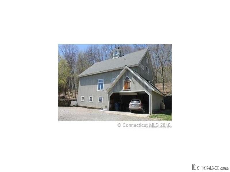 3 Bedrooms - Barn - CT - For Sale - 2