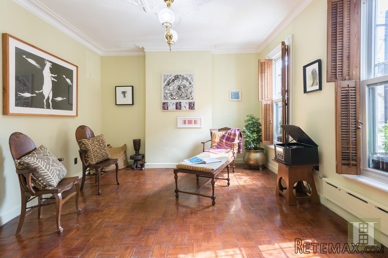 5 bedroom Town House For Sale: 431.. - 2