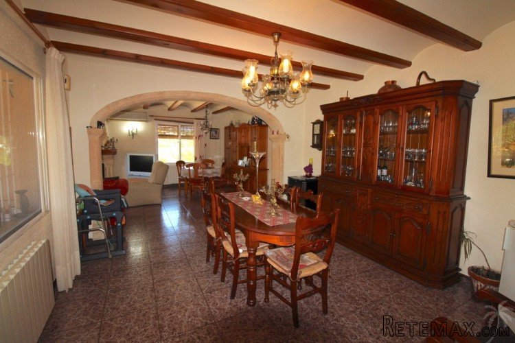 This Villa is located in a quiet area of Javea near the.. - 8