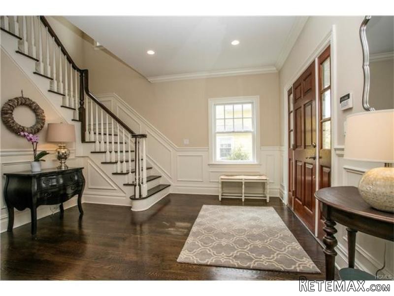 5 bedroom House For Sale: 657 Forest.. - 2