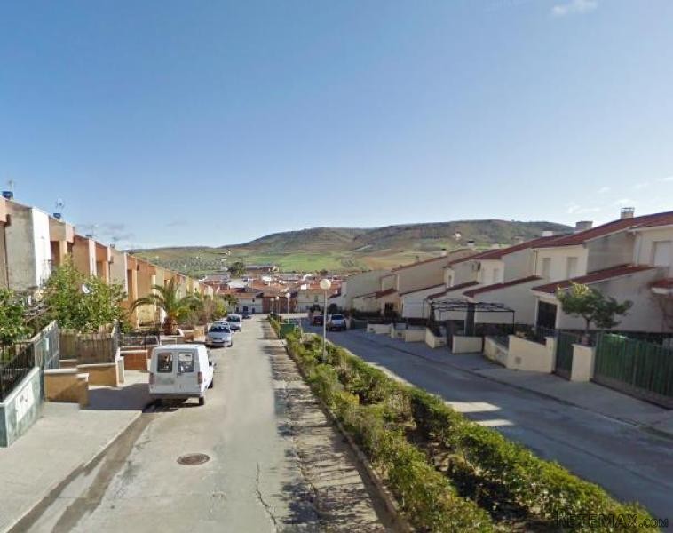 Vivienda adosada en venta en Belvis de..