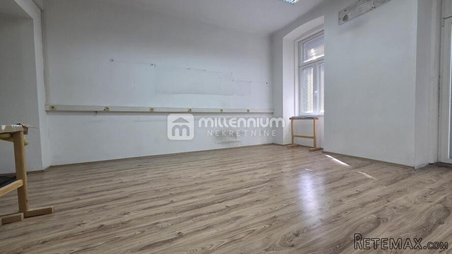 Rijeka, Brajda, 137.09m2, 4-sobni stan s balkonom