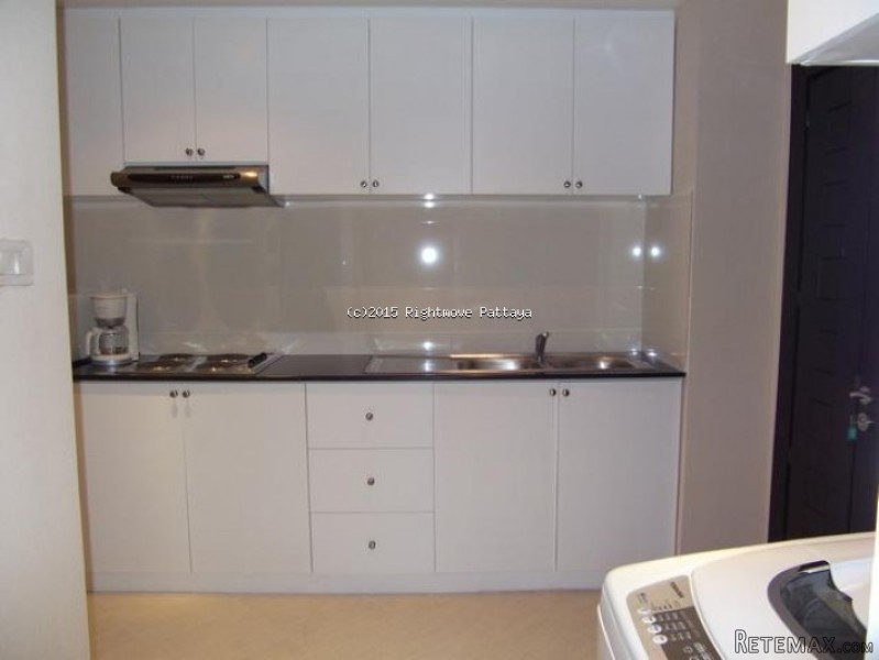 1 Bedroom Condo for sale in Pratumnak -.. - 2