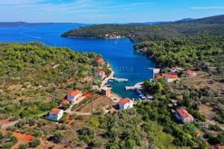 Dugi Otok građevinsko zemljište Brbinj