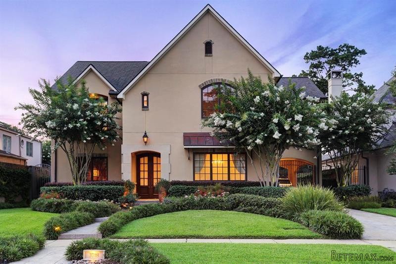 4 bedroom House For Sale: 3718 Piping..
