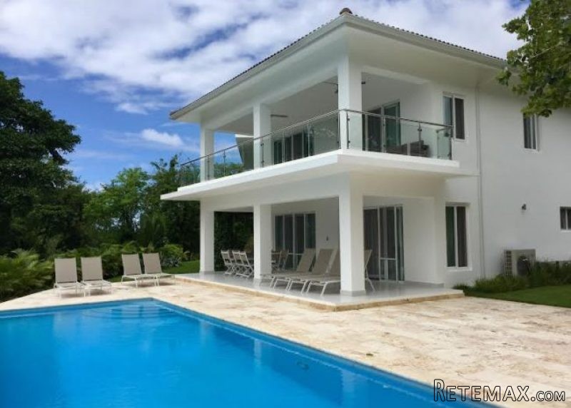Designer Retreat In The Heart Of Sosua