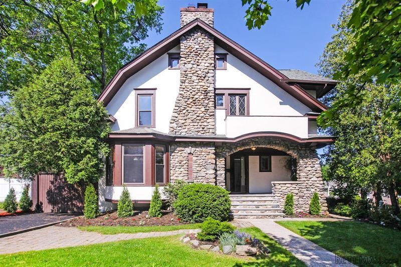 3 bedroom House For Sale: 129..