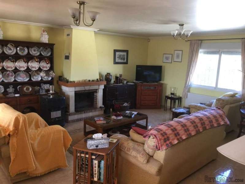 Beautiful Large 6 Bedroom Villa For.. - 2