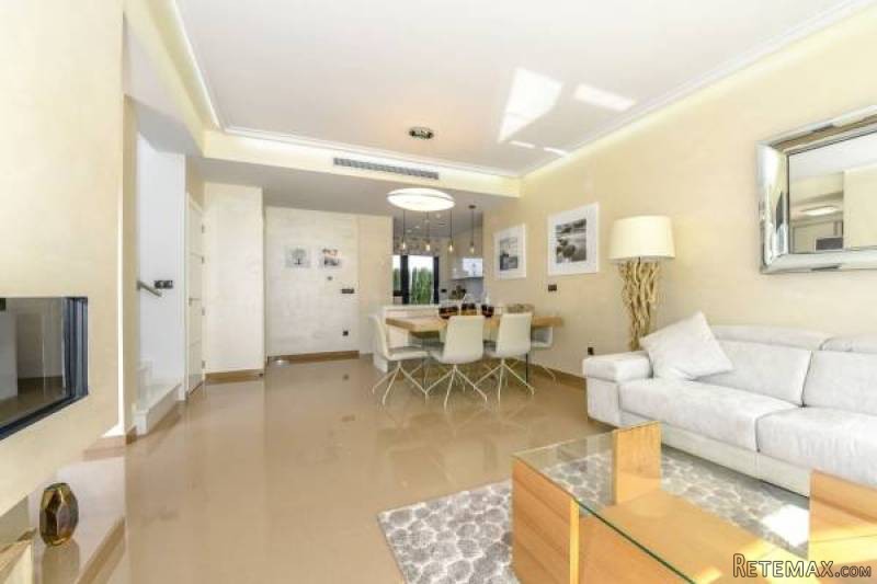 4 Bedroom 4 Bathroom Villa In Dehesa De.. - 2