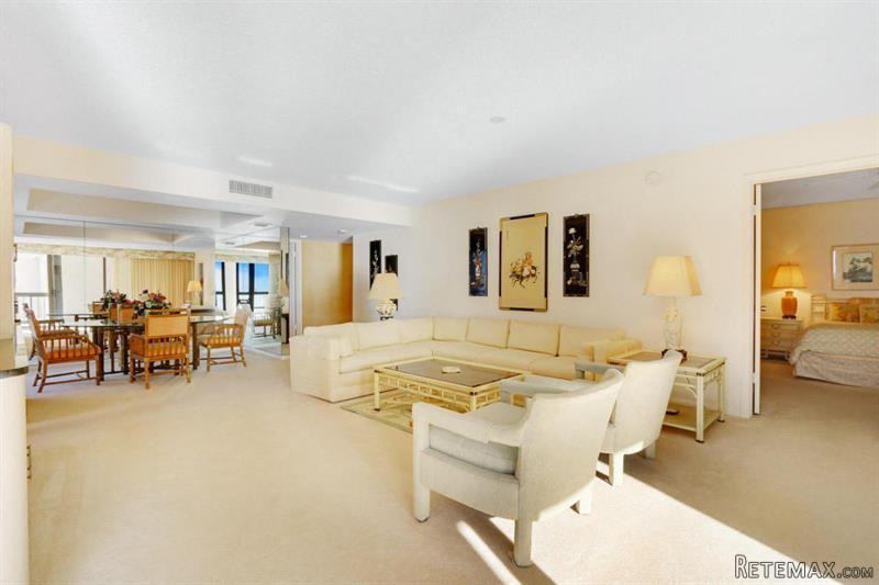 2 bedroom Residence For Sale: Singer.. - 2