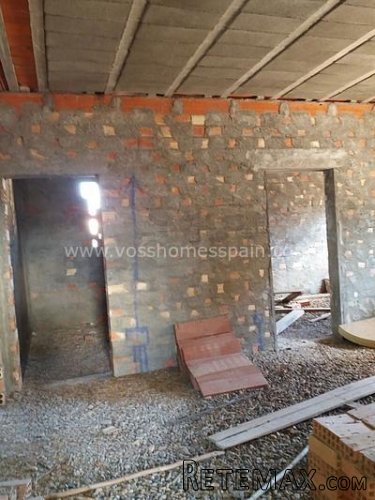 FANTASTIC opportunity. Large semi-built DETACHED VILLA of.. - 10
