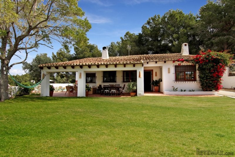 Beautiful 3 bedroom villa in Moraira