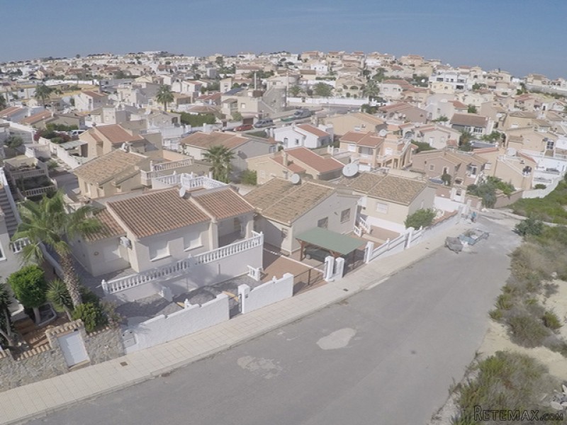 Rojales 3 Beds 2 Baths villa - 2