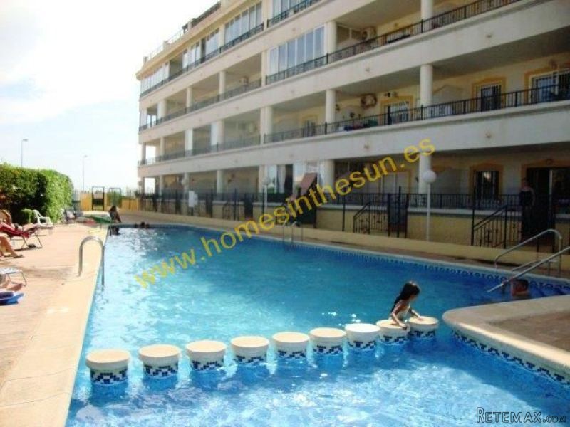 2 bedroom, 1 bathroom Apartment, (build..