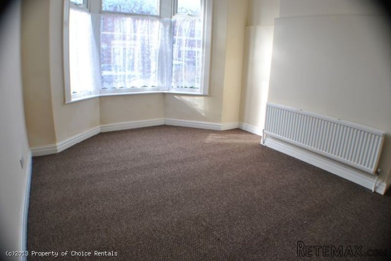 20 Ash St, Fleetwood - 2