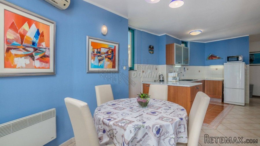Penthouse u gradu Krku! Prvi red do mora!Tražena lokacija! - 8