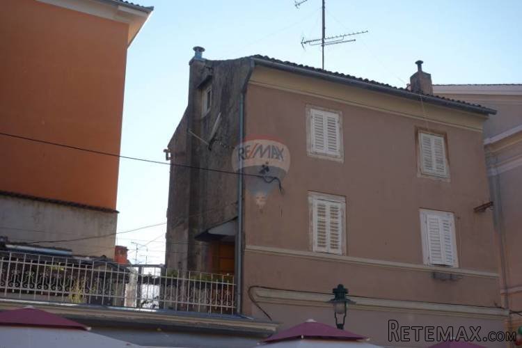 ROVINJ,CENTAR-KUĆA ZADNJA U NIZU - 3