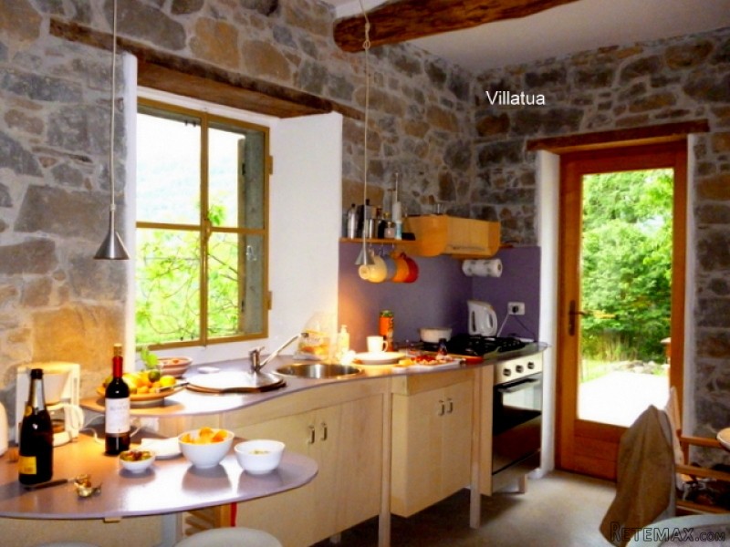Barn - For Sale - - EUR 125000 - 2