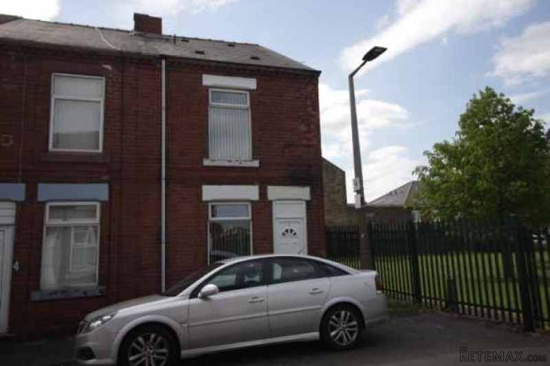 2 bedroom, End Of Terrace House house..